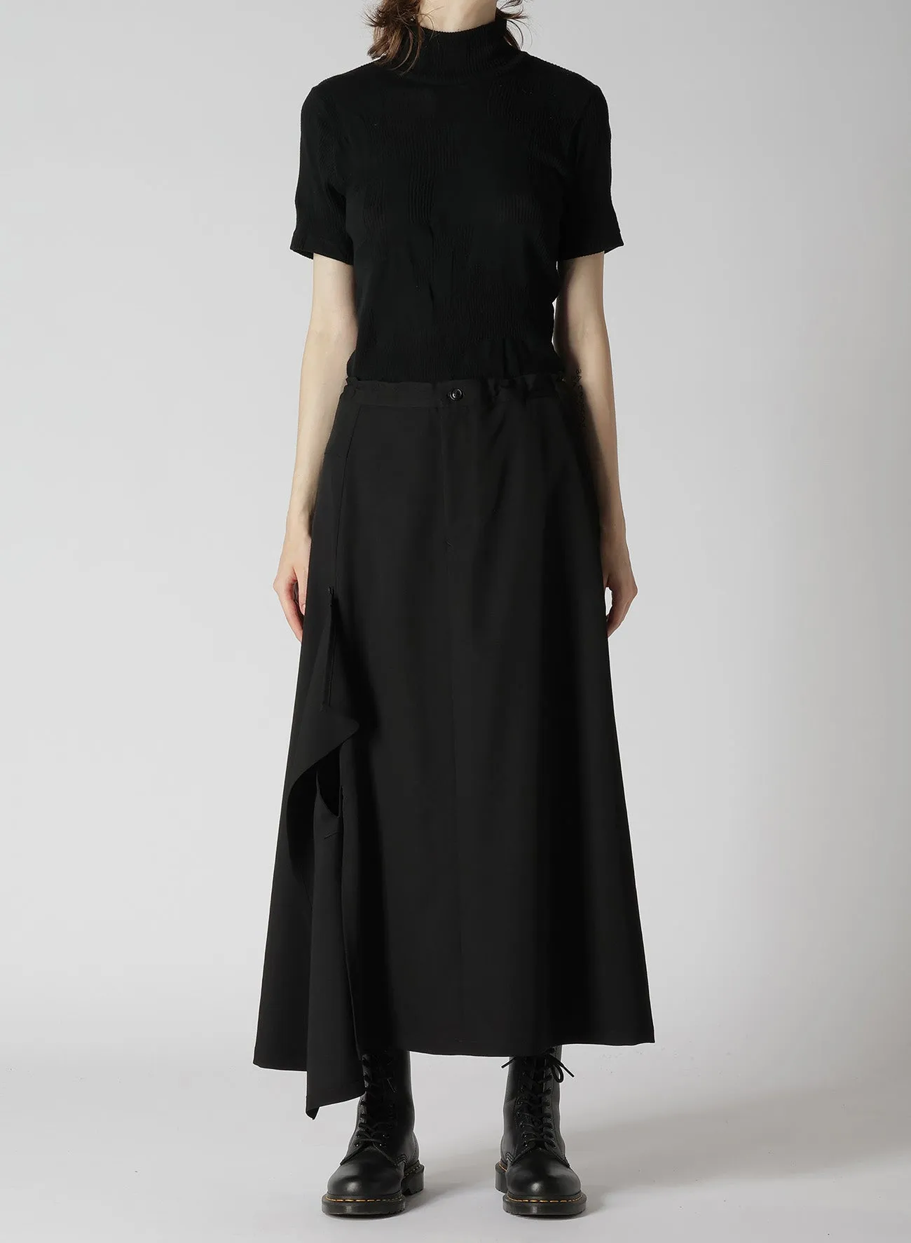 WOOL GABARDINE RIGHT SIDE FLAP SKIRT